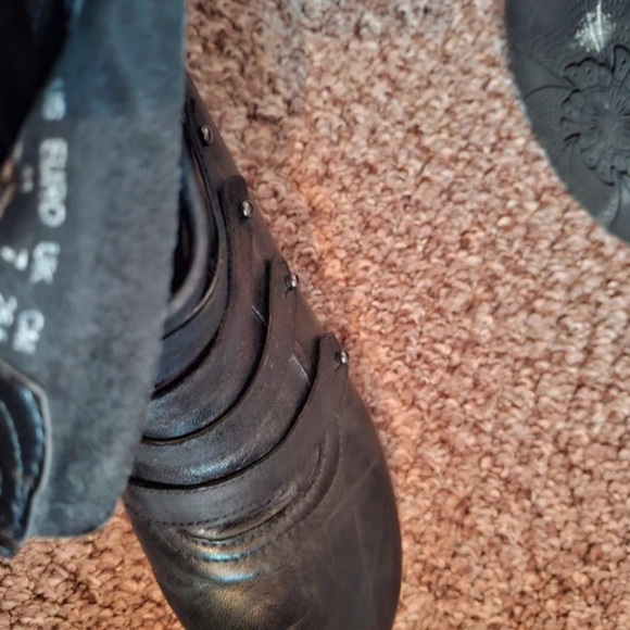 Hush Puppies Black Heeled Boots - Picture 5 of 5
